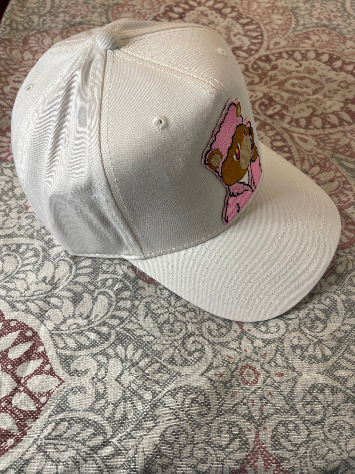 Red Rodeo Uno (Pink Bear)[WHITE]