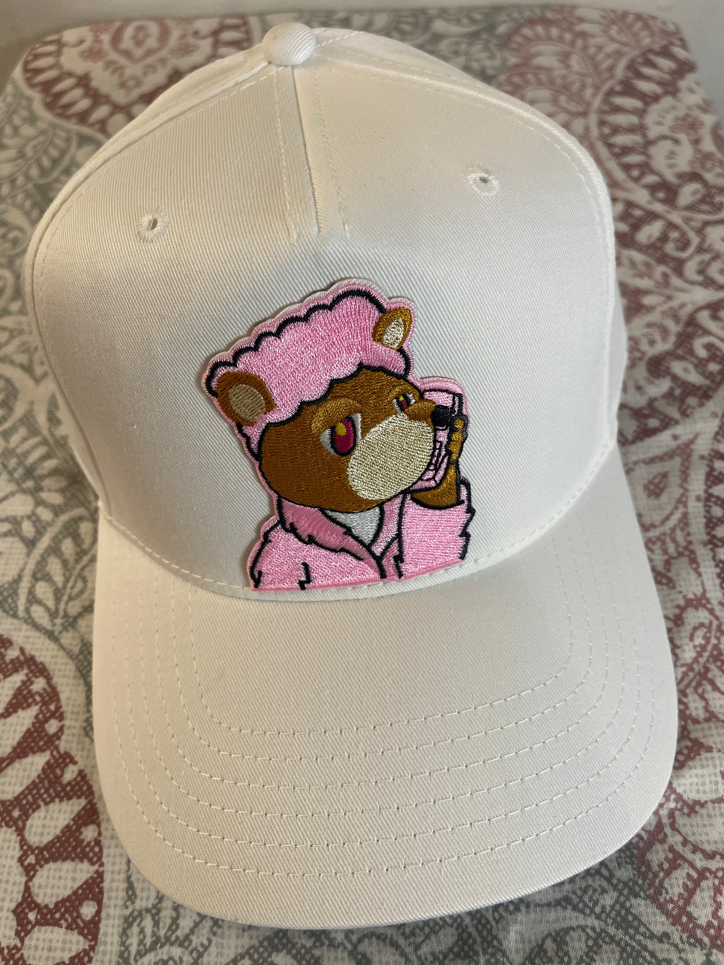 Red Rodeo Uno (Pink Bear)[WHITE]
